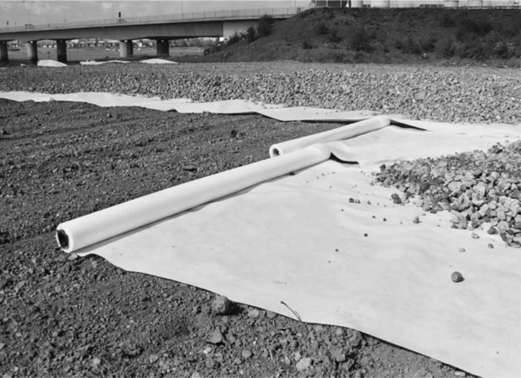 geotextile overlap coefficient